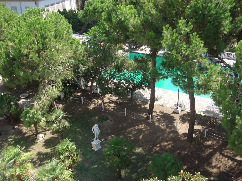 Residenza Grand Hotel Riccione Exterior photo